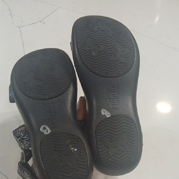 Alegria Black Sandals with Silver Accents Sz36 Might Fit 6-6.5 Pre-owned Leather - Picture 11 of 13